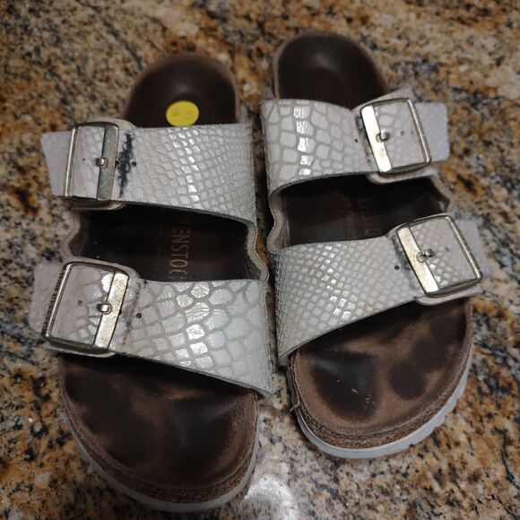 Birkenstock Women's Arizona Shiny Python Eggshell Slip On Sandals Size 37 US 6.5 - Picture 8 of 8